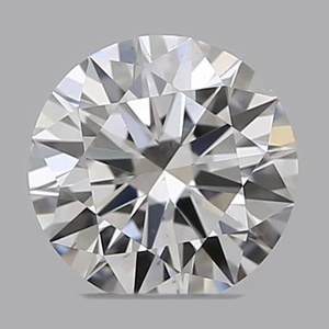 Round diamond — real photo