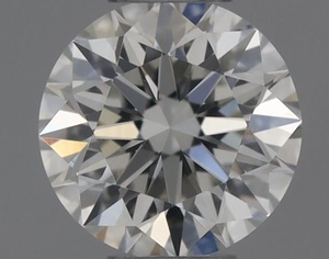 Round diamond — real photo