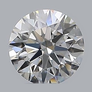 Round diamond — real photo