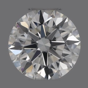 Round diamond — real photo