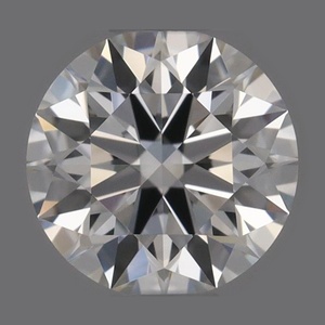 Round diamond — real photo