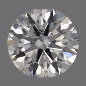 Round diamond — real photo