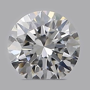Round diamond — real photo