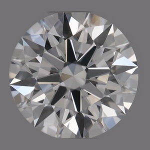 Round diamond — real photo