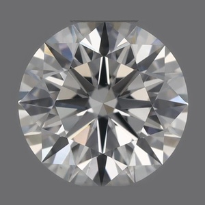 Round diamond — real photo