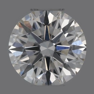 Round diamond — real photo