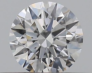 Round diamond — real photo