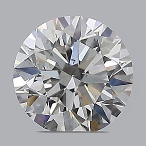 Round diamond — real photo
