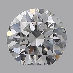 Round diamond — real photo