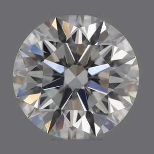 Round diamond — real photo