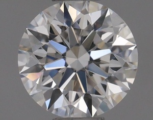 Round diamond — real photo