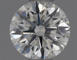 Round diamond — real photo