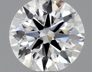 Round diamond — real photo