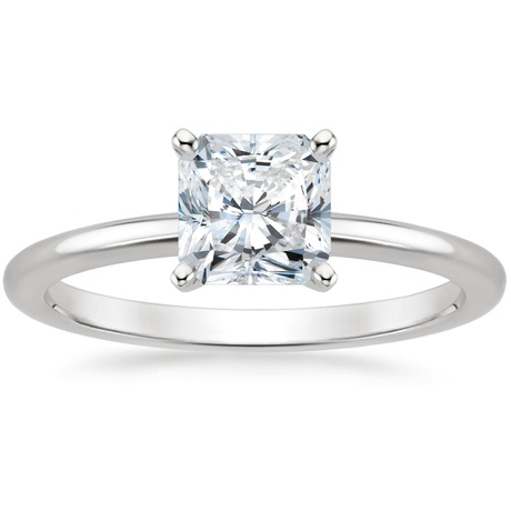 18K White Gold Four-Prong Petite Comfort Fit Bridal Set