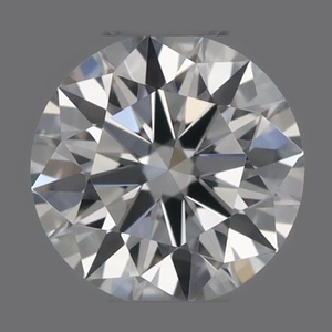 Round diamond — real photo