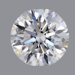Round diamond — real photo