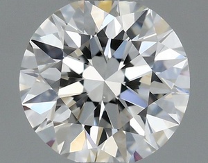 Round diamond — real photo