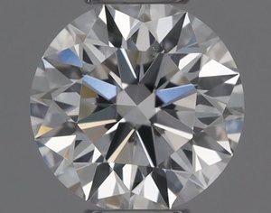 Round diamond — real photo