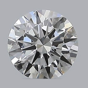 Round diamond — real photo