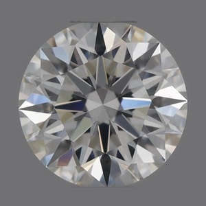 Round diamond — real photo