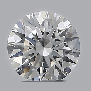 Round diamond — real photo