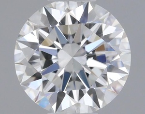 Round diamond — real photo