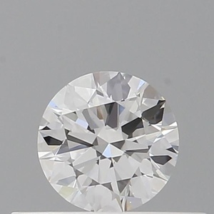 Round diamond — real photo