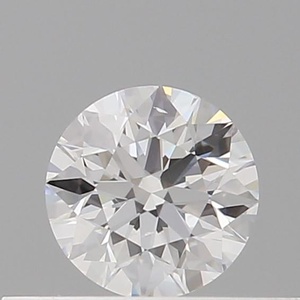 Round diamond — real photo