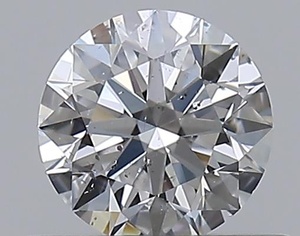 Round diamond — real photo