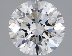 Round diamond — real photo