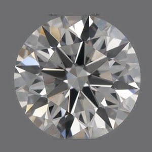 Round diamond — real photo