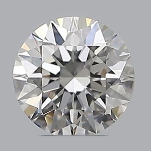 Round diamond — real photo