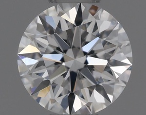 Round diamond — real photo