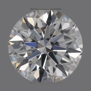 Round diamond — real photo