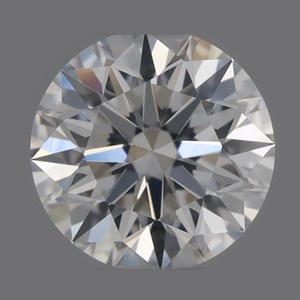 Round diamond — real photo