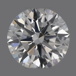 Round diamond — real photo