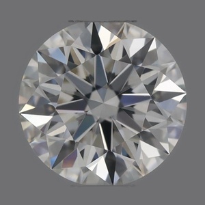 Round diamond — real photo