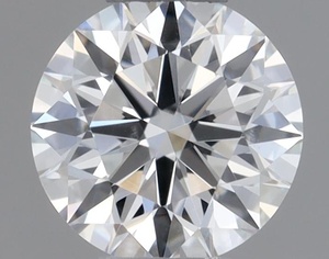 Round diamond — real photo