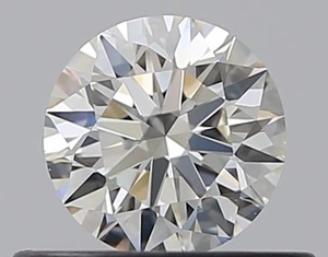 Round diamond — real photo