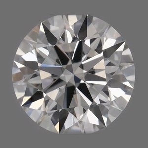 Round diamond — real photo