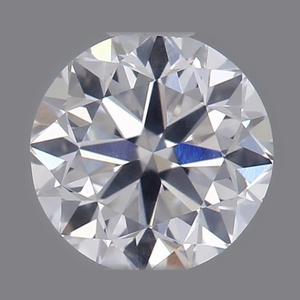 Round diamond — real photo
