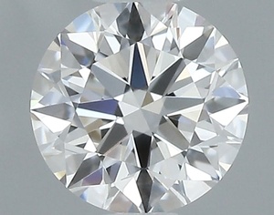 Round diamond — real photo