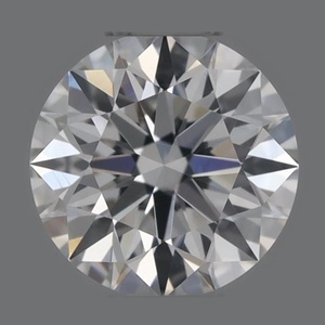 Round diamond — real photo
