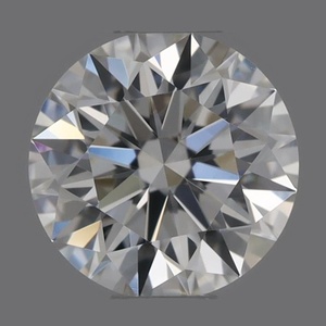 Round diamond — real photo
