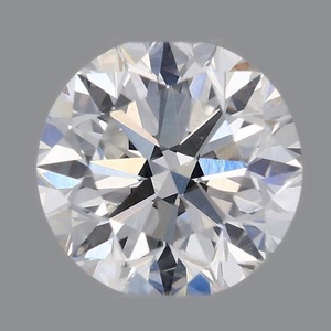 Round diamond — real photo