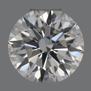 Round diamond — real photo
