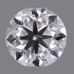 Round diamond — real photo