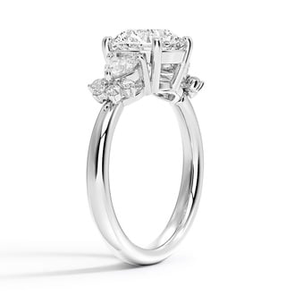 Custom Cat-Inspired Diamond Ring