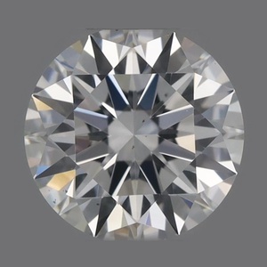 Round diamond — real photo