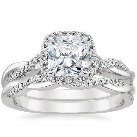 18K White Gold Petite Twisted Vine Halo Diamond Bridal Set (1/3 ct. tw.)